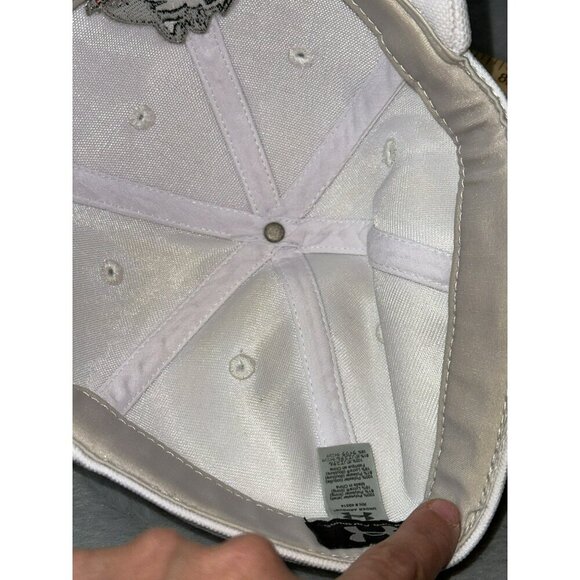 Northern Illinois University NIU Under Armour Huskies White Flex Baseball Cap - Picture 10 of 10